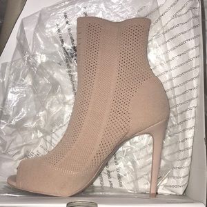 ALDO ankle booties in cream/pinkish color